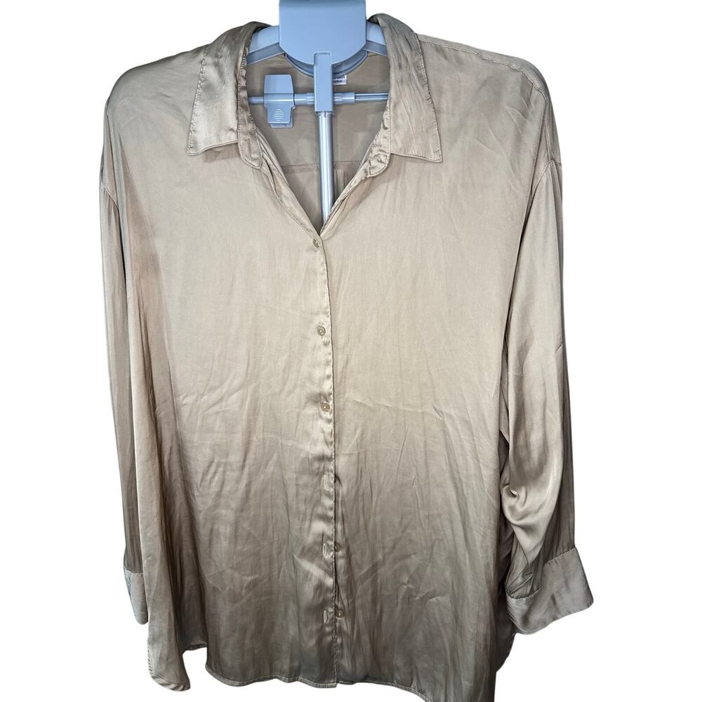 Old Navy Women's Tan Button Down Satiny Shirt‎ 2X